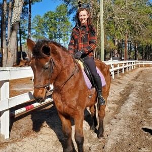 Meet your Posher, Lauren